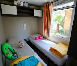 Clair de Lune: azur serenity spa mobile home - bedroom